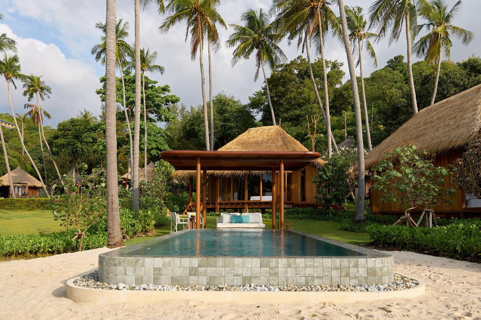 Castaway Beach Fron Pool Villa 1 Bedroom