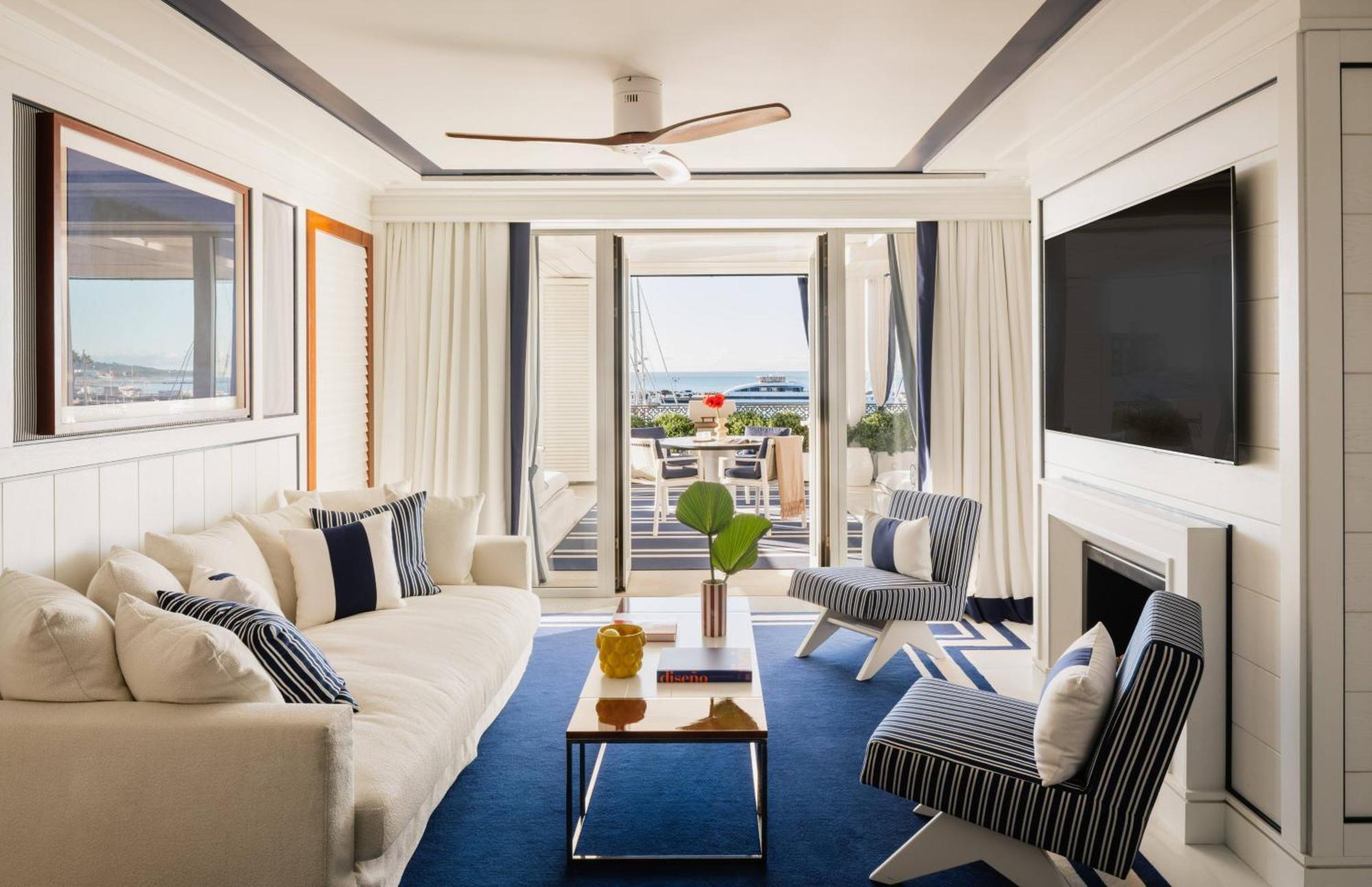 Grand Suite with Terrace