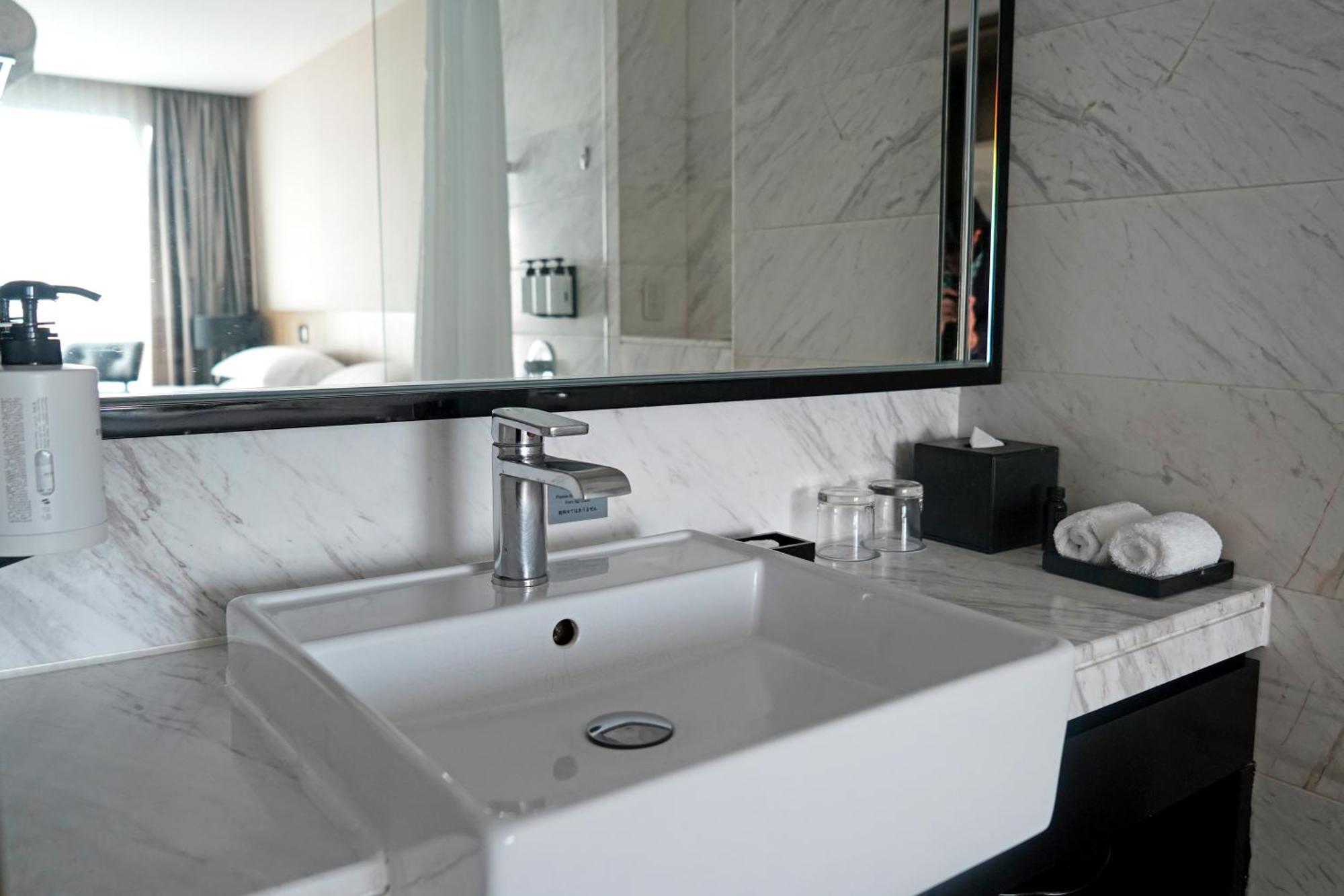 Club Deluxe King Room-Explore.Experience,Enjoy