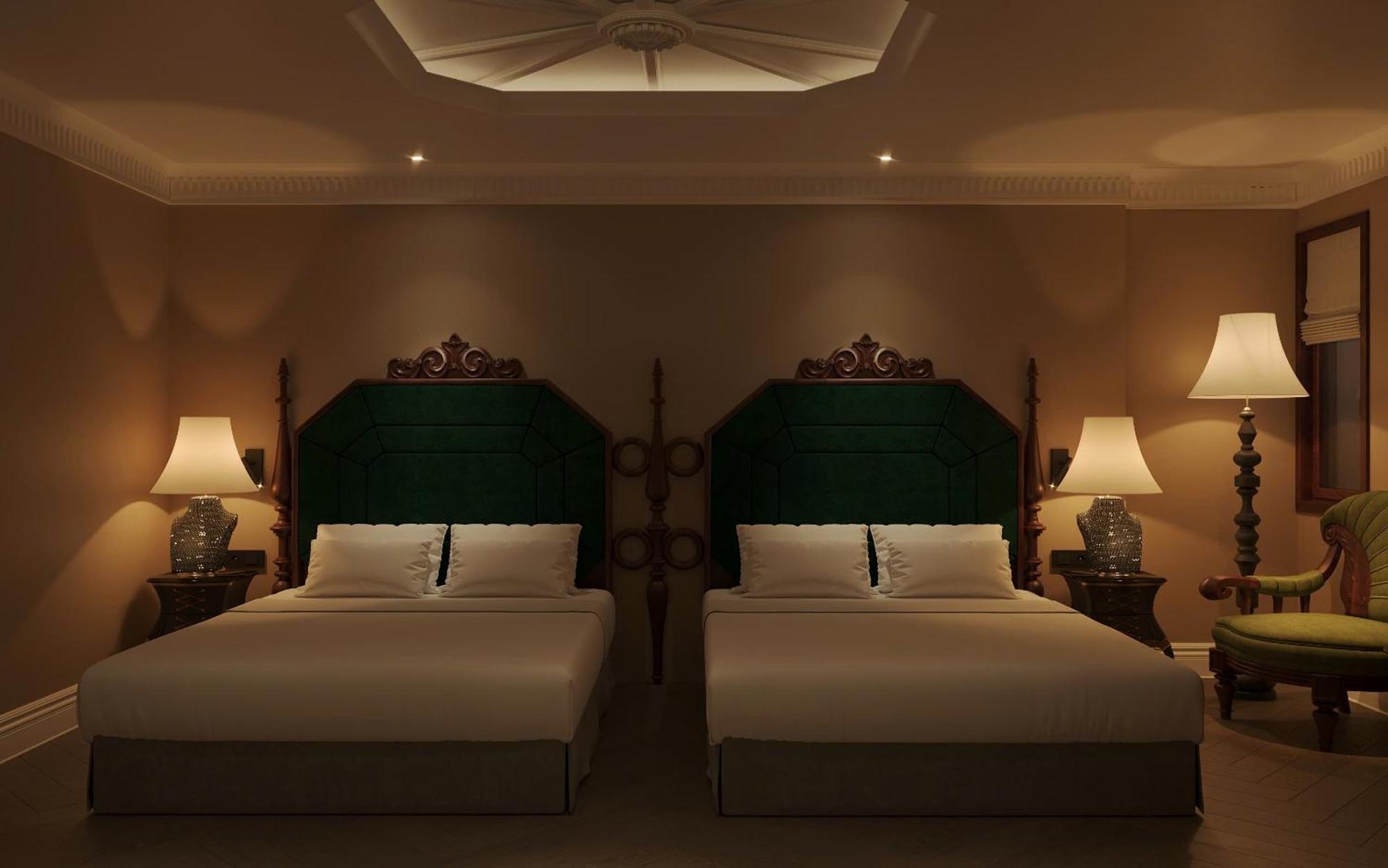 Grand Connecting Room