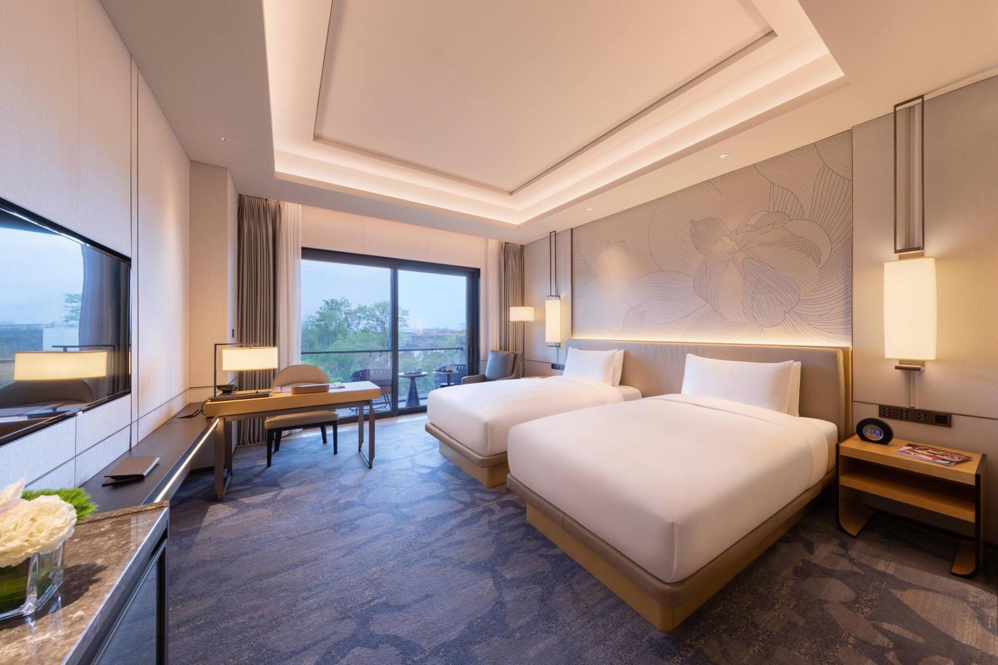 Red Level Room with Balcony