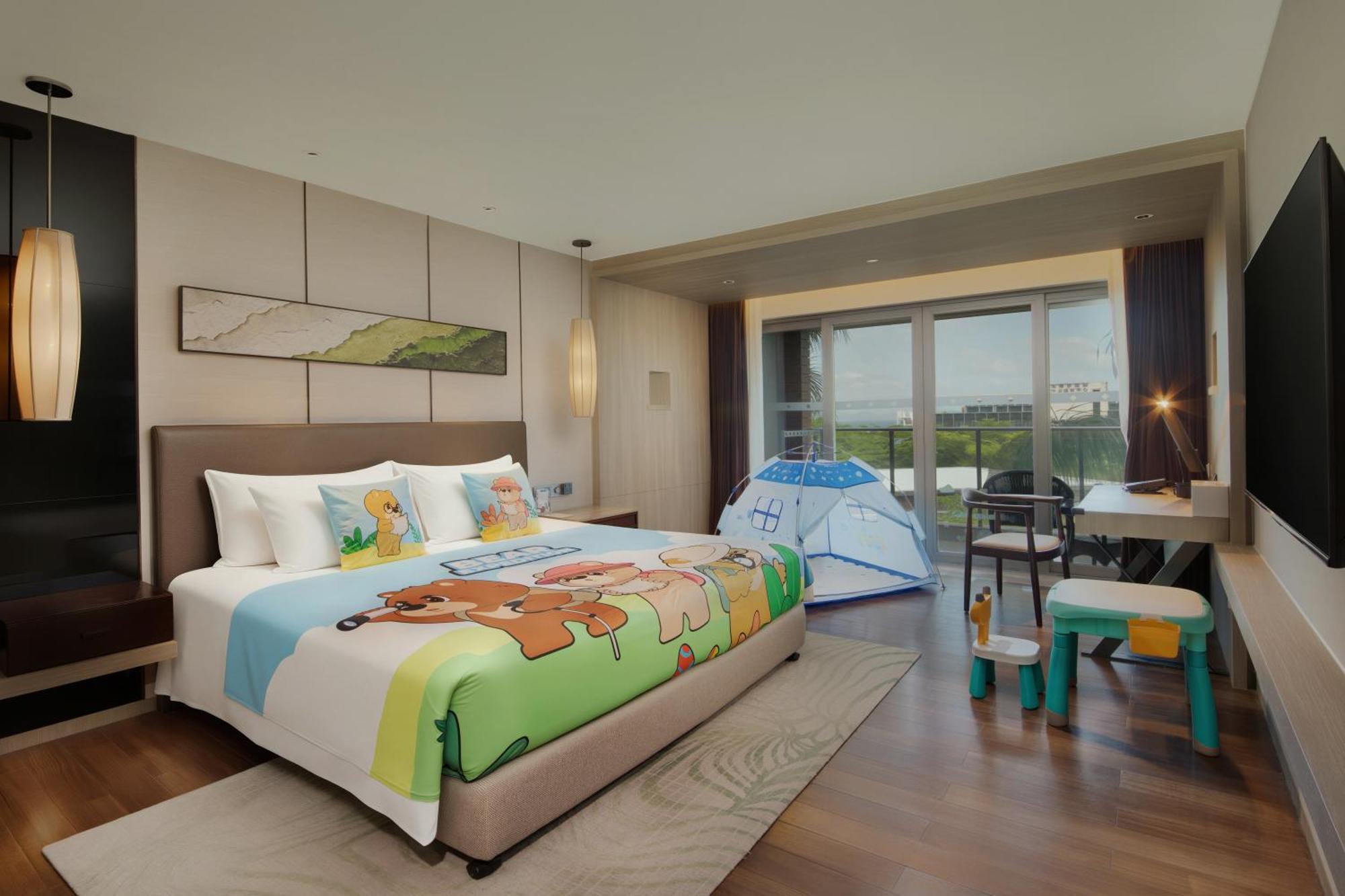 Queen Room