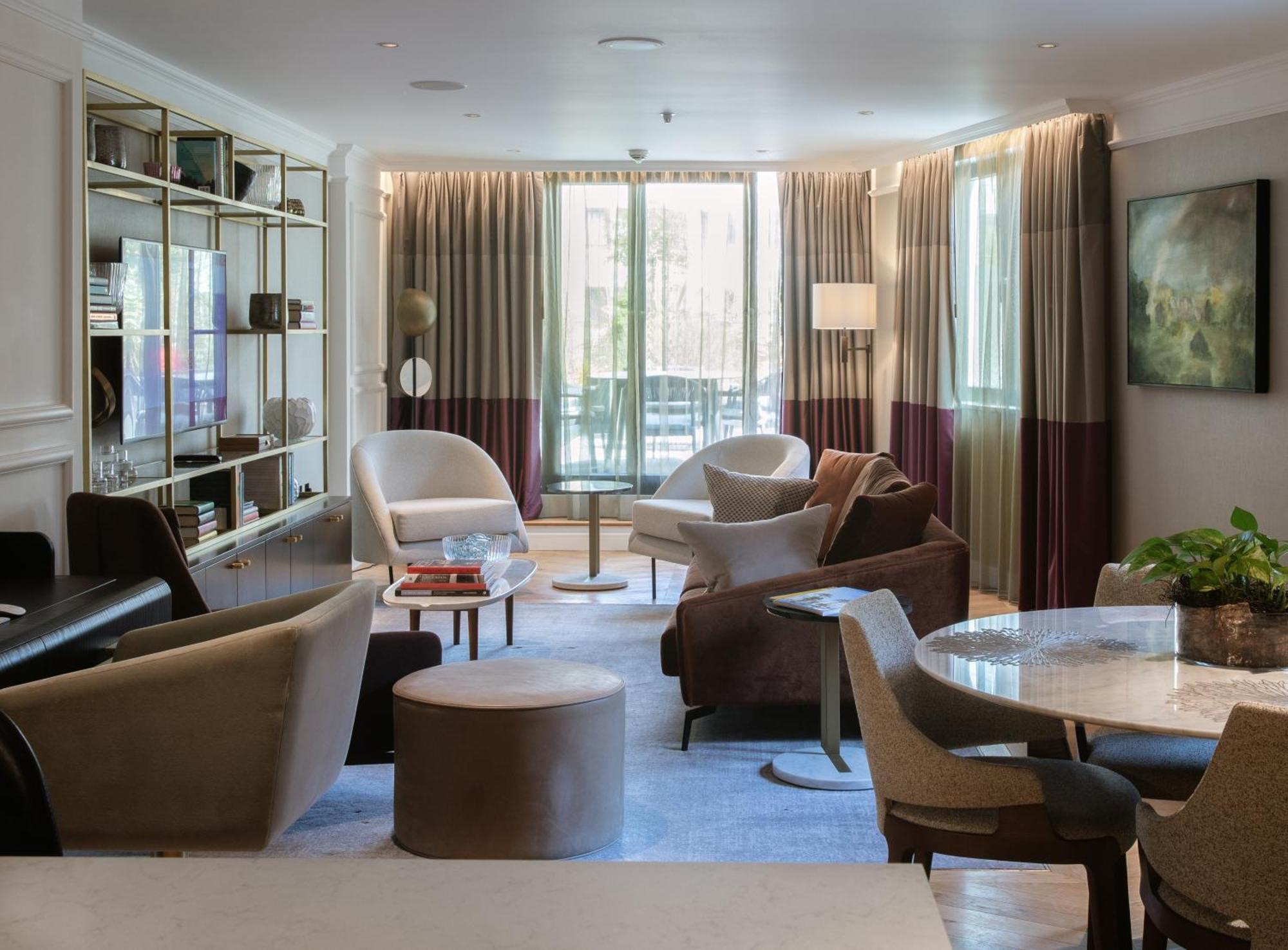 The Summerskill Suite met 2 Slaapkamers