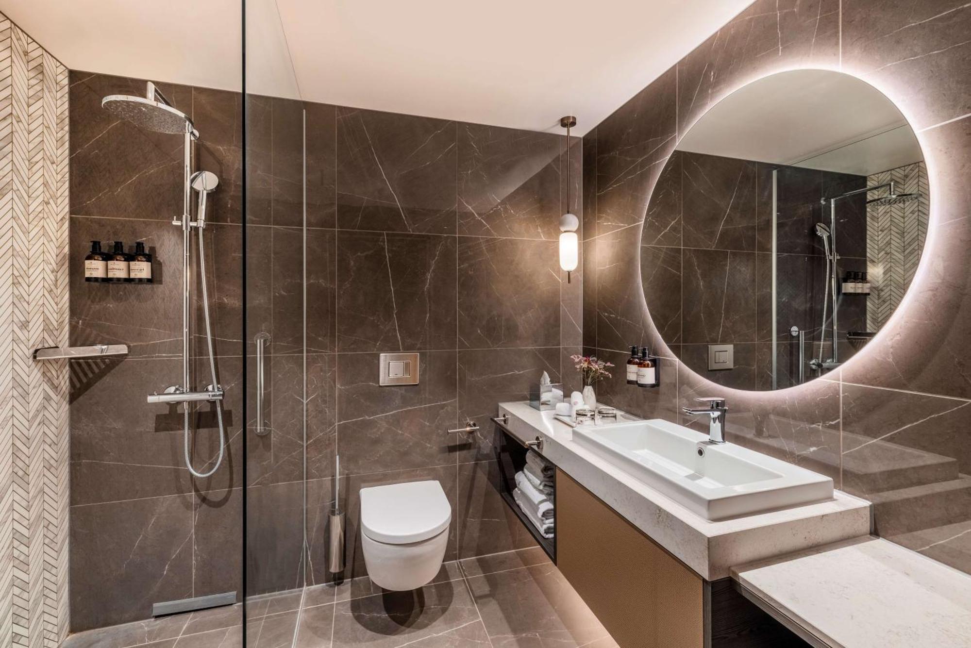 Junior Waterfront Suite with View and Extra Bed (2 Adults + 1 Child)