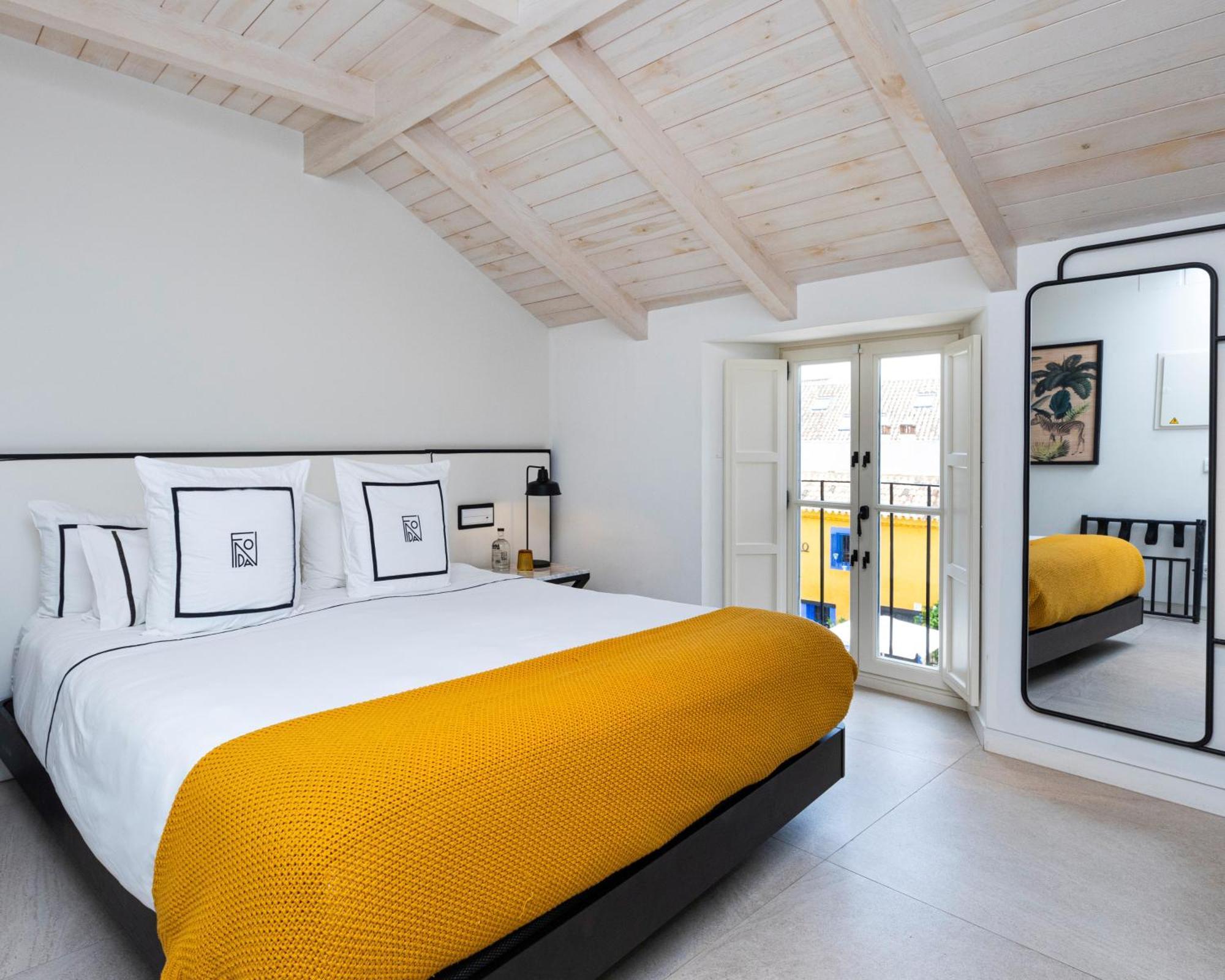 Deluxe Tweepersoonskamer met 1 of 2 Bedden en Uitzicht op de Stad