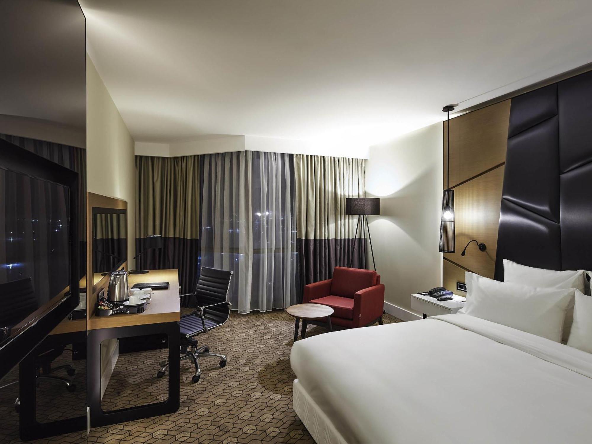 Superior Kamer met Kingsize Bed - Uitzicht op de Stad