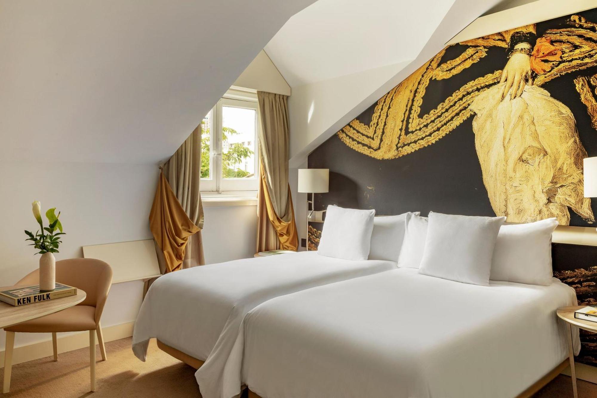 Suite met 3 Slaapkamers - Rode Verdieping
