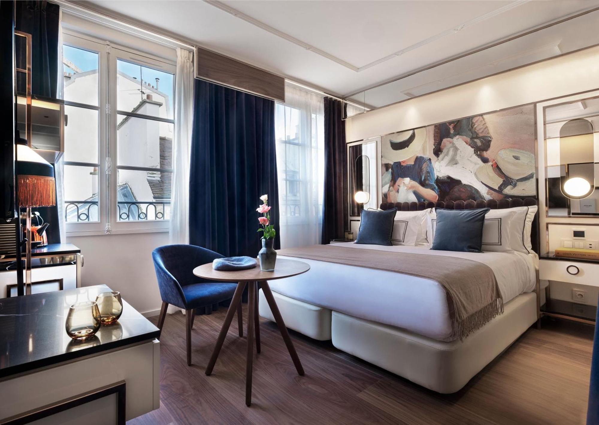 Superior Room with partial Noter Dame View