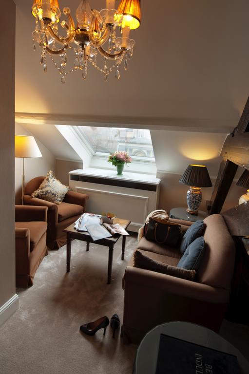 Junior Suite with Theatre View,683530776:JPEG