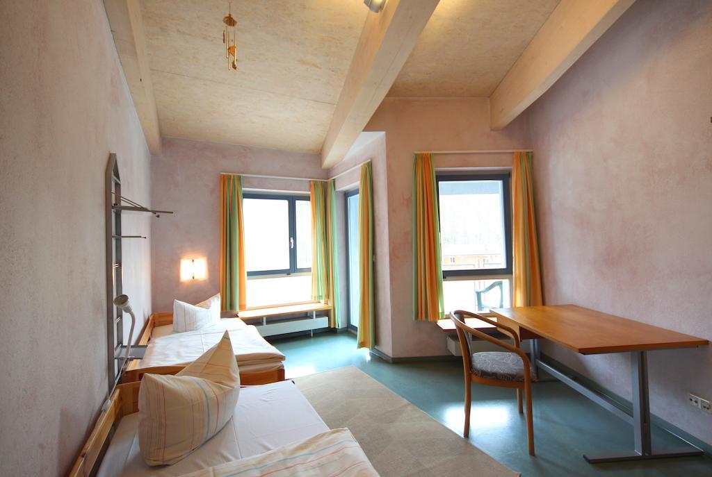 Monroe Suite,535741461:JPEG