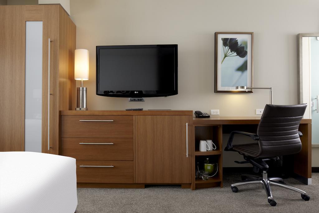Kamer met 2 Queensize Bedden