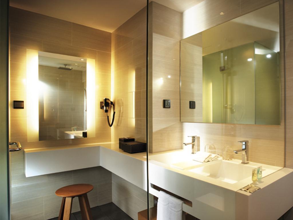 Premier King or Twin Room,256969221:JPEG