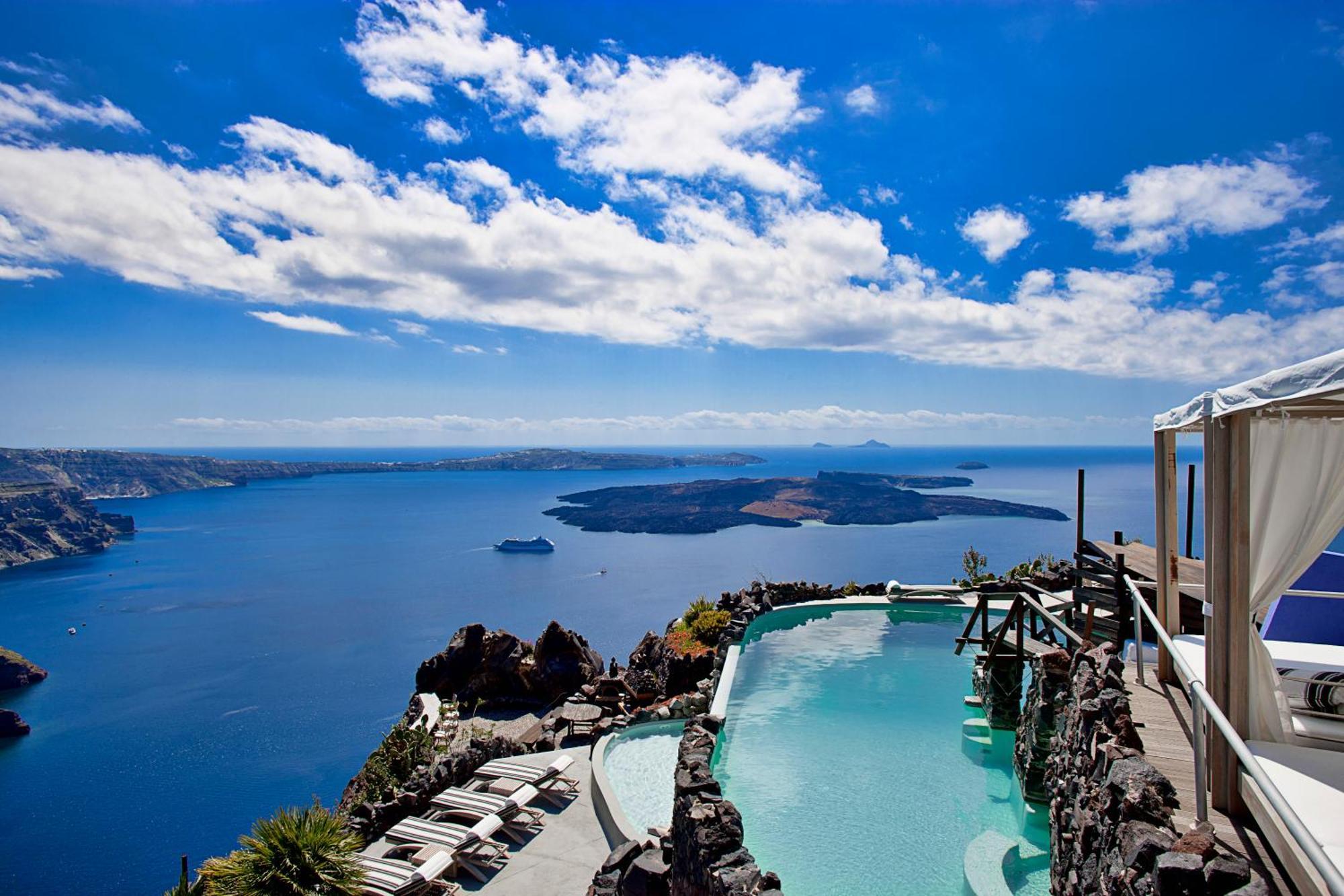 Special offer with Sailing Package-Superior Petra Studio (2 Adults)