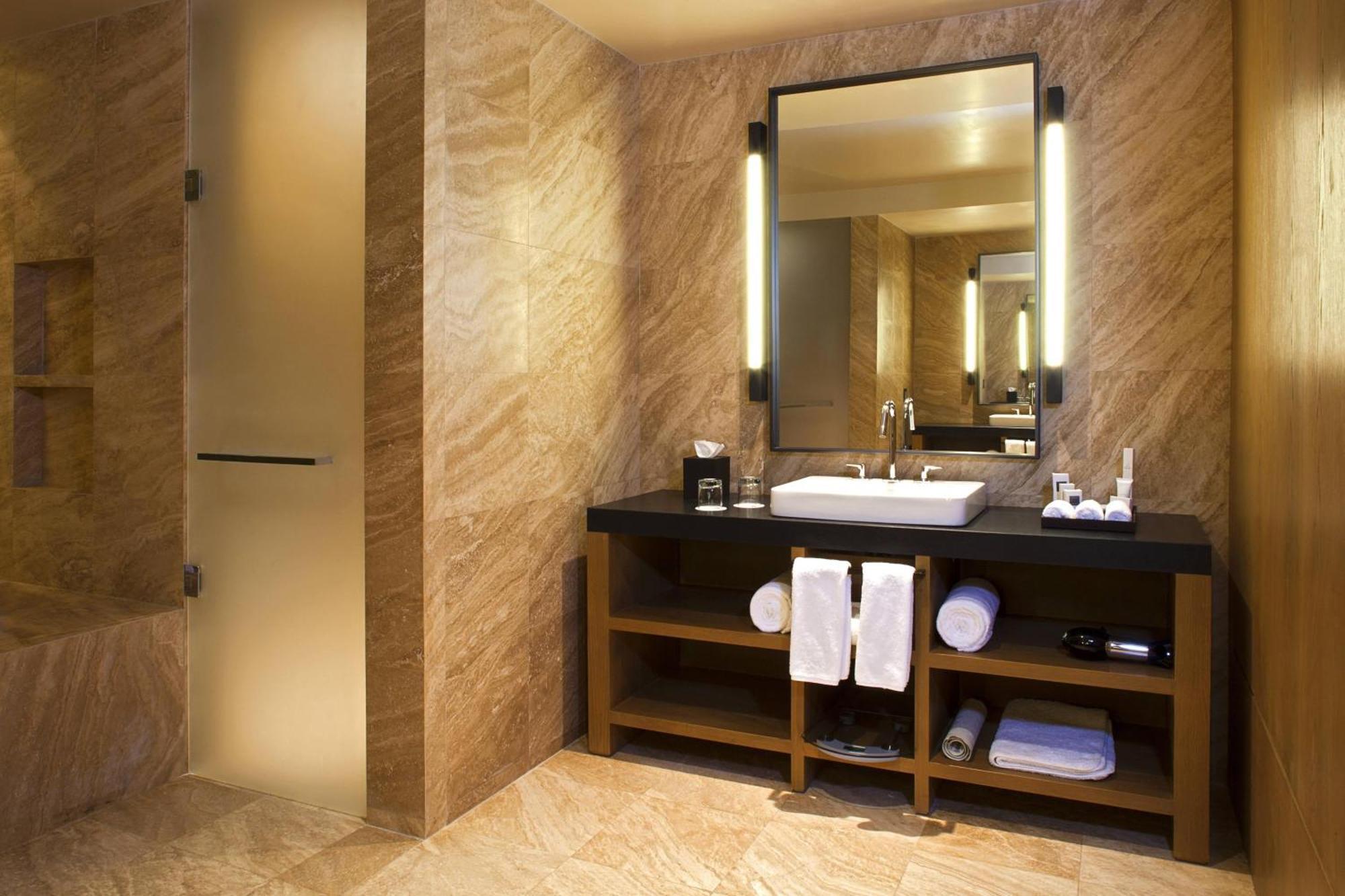 Luxury Umey King Suite with Resort View and Sofa Bed