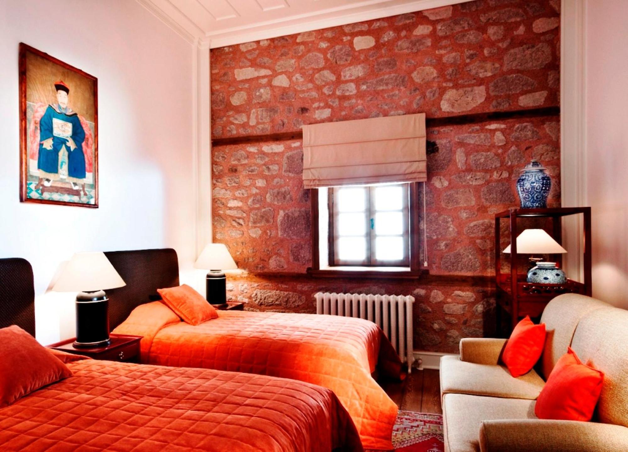Two-Bedroom Mandarin Suite