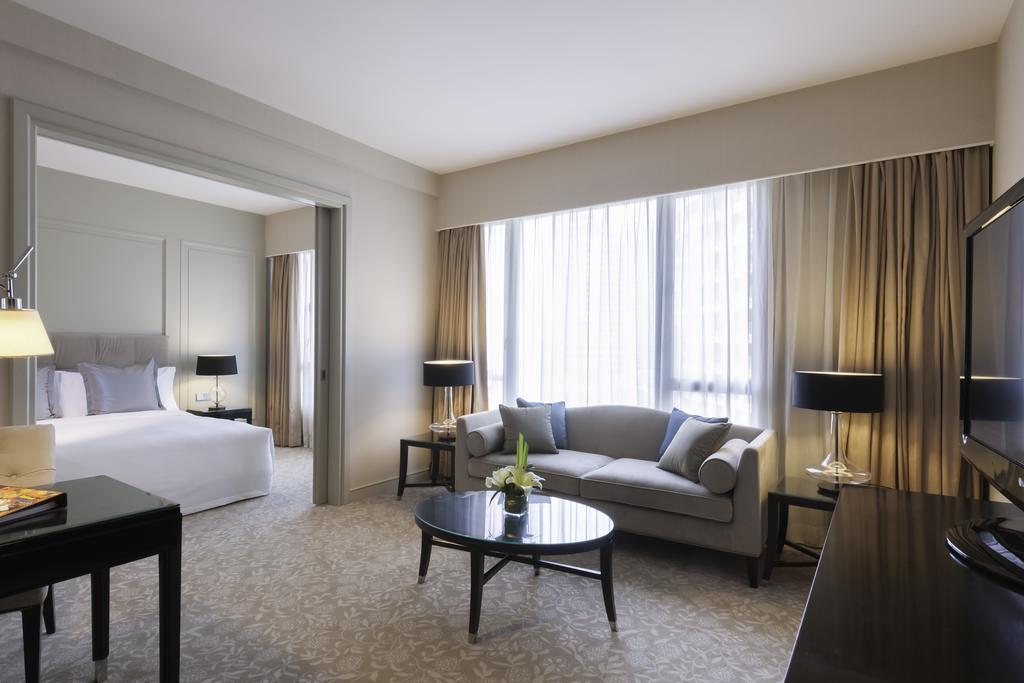 Superior Suite King（Complimentary soft drinks and snacks in mini bar）