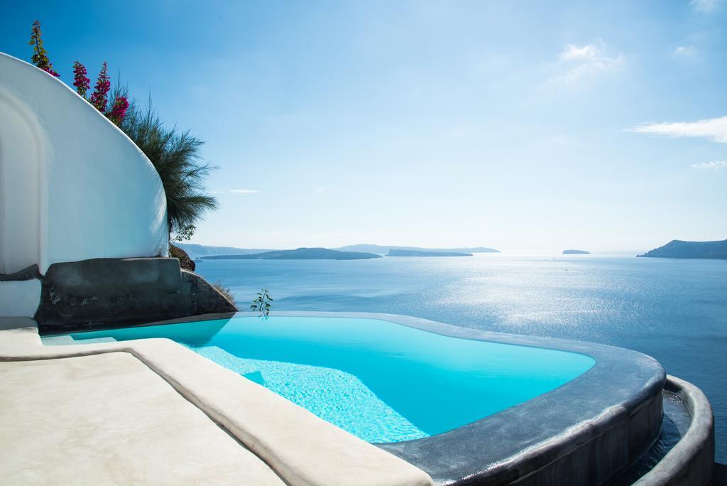 Deluxe Suite with Private Pool