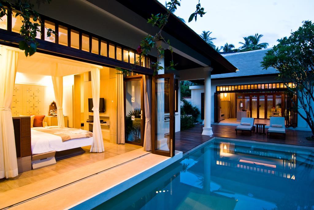 Presidential Suite with Round Trip Airport Transfer