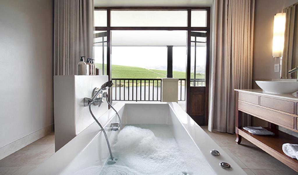 Avalon Suite,382320058:JPEG