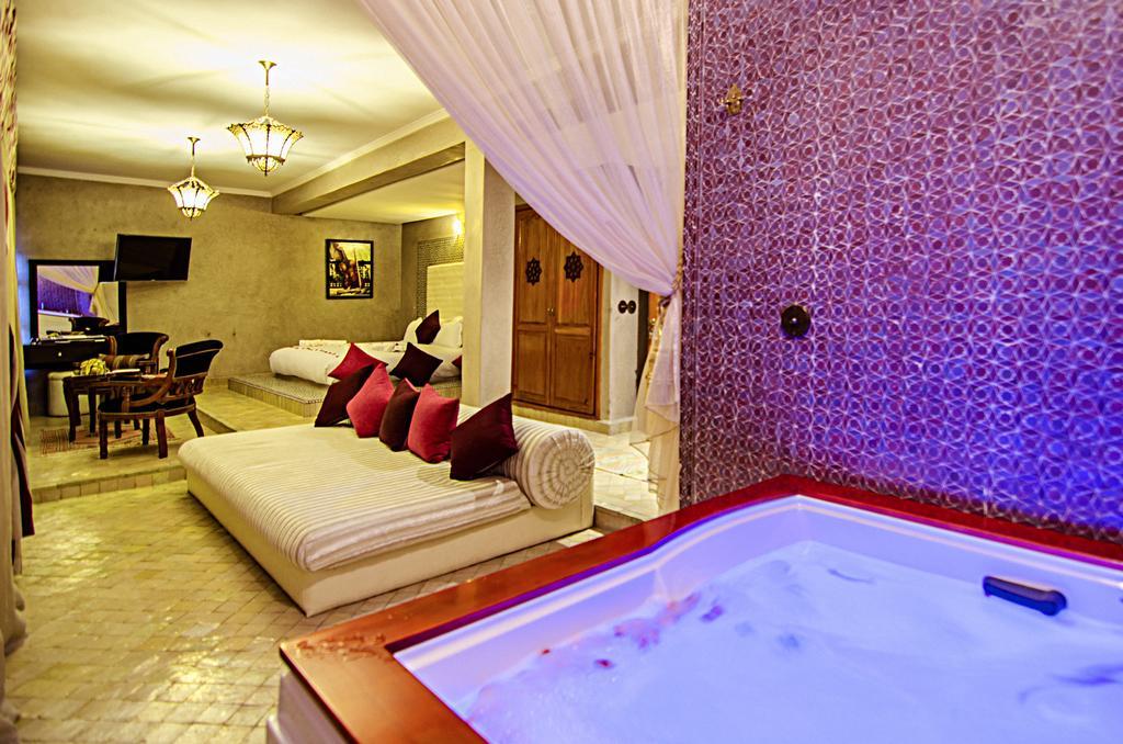 Royal Suite with Jacuzzi