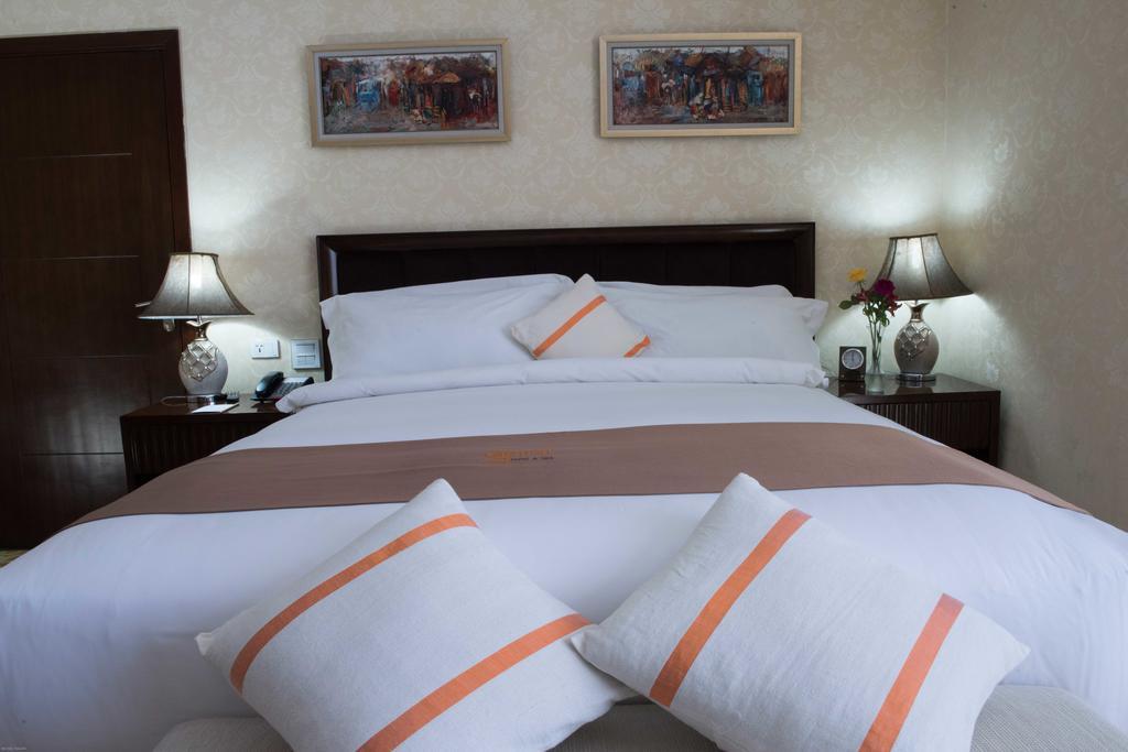 Superior King Room