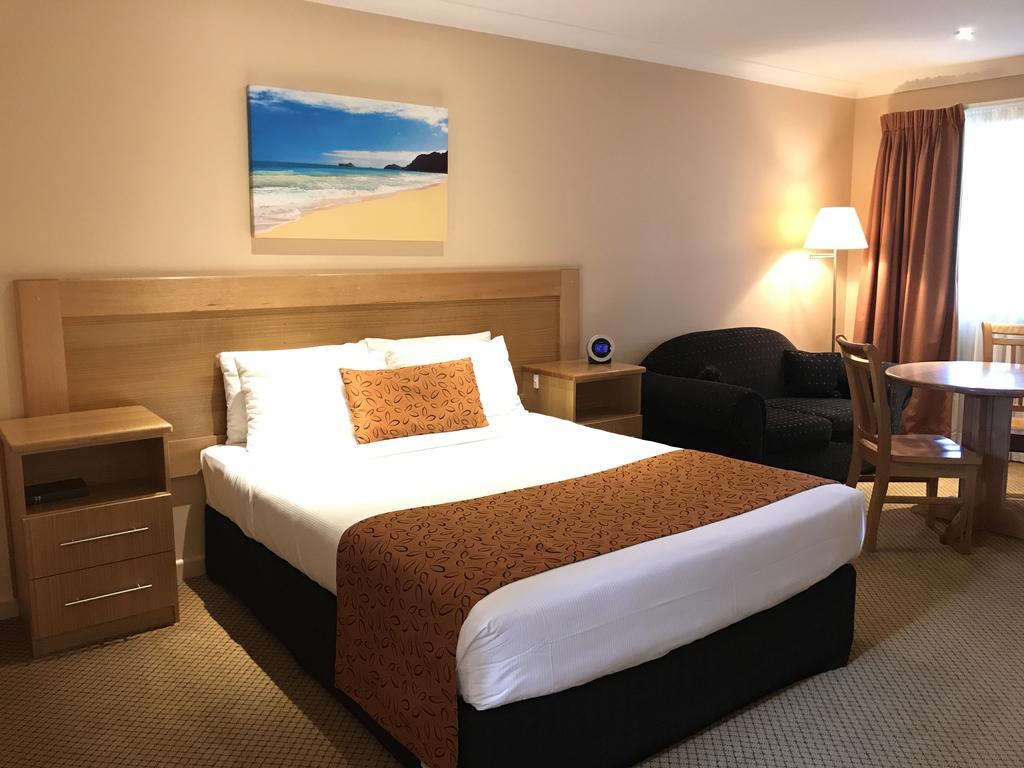 Executive Queen Room with Breakfast