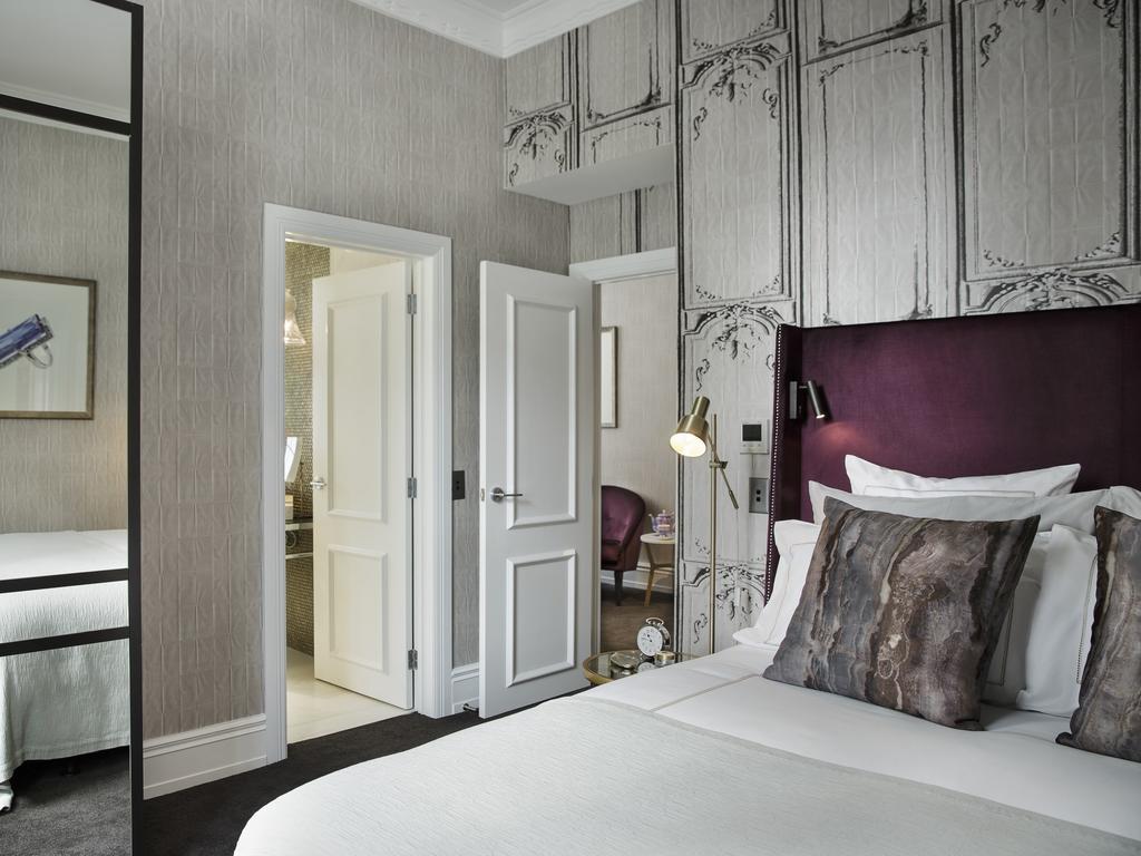 Junior Suite with One King Bed