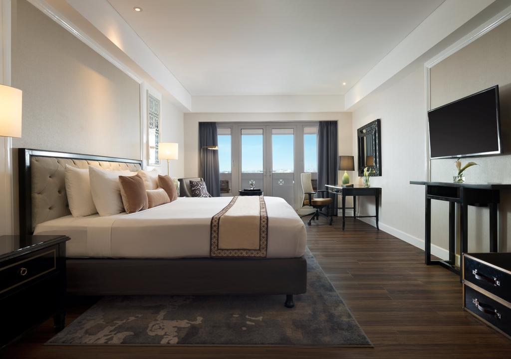 The Level Junior Suite