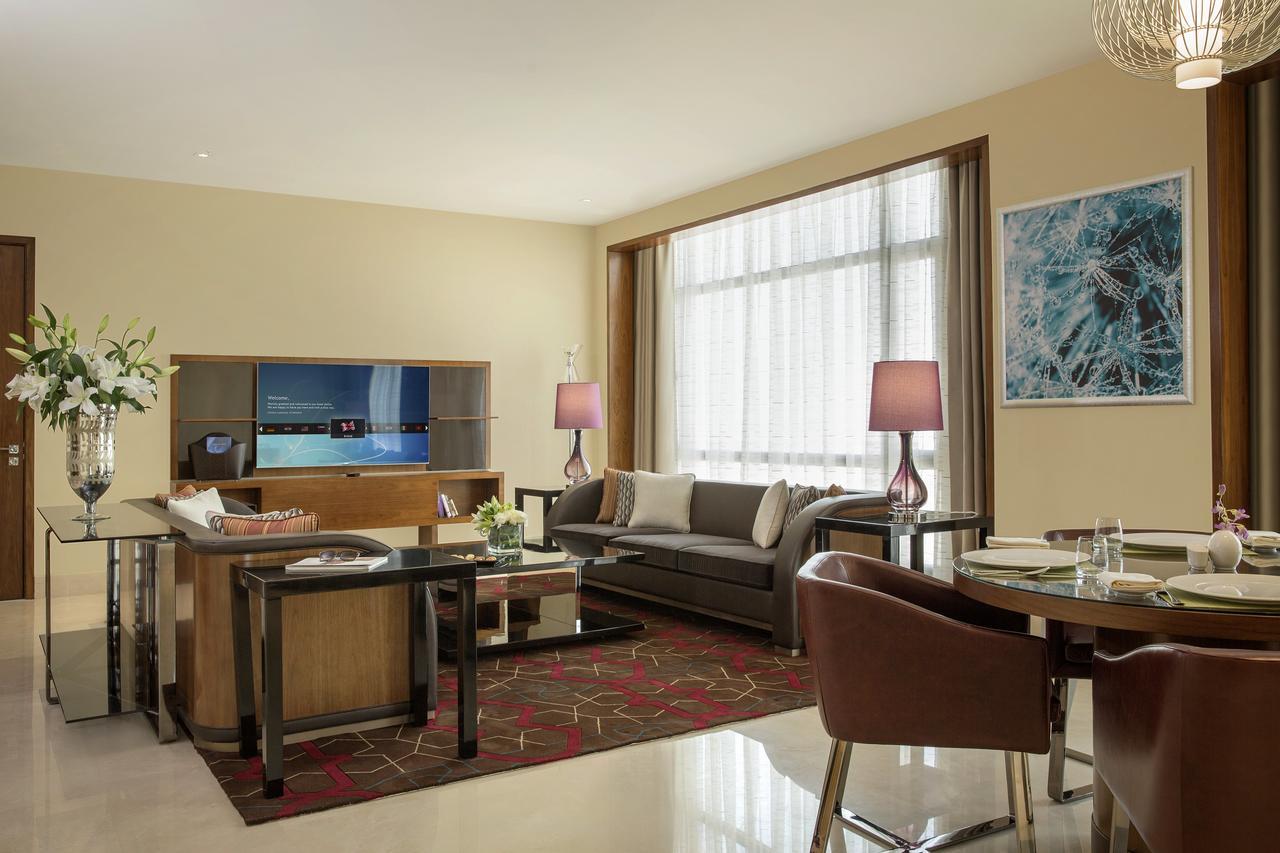 Spacious One Bedroom Suite with Lounge Access,526128387:JPEG