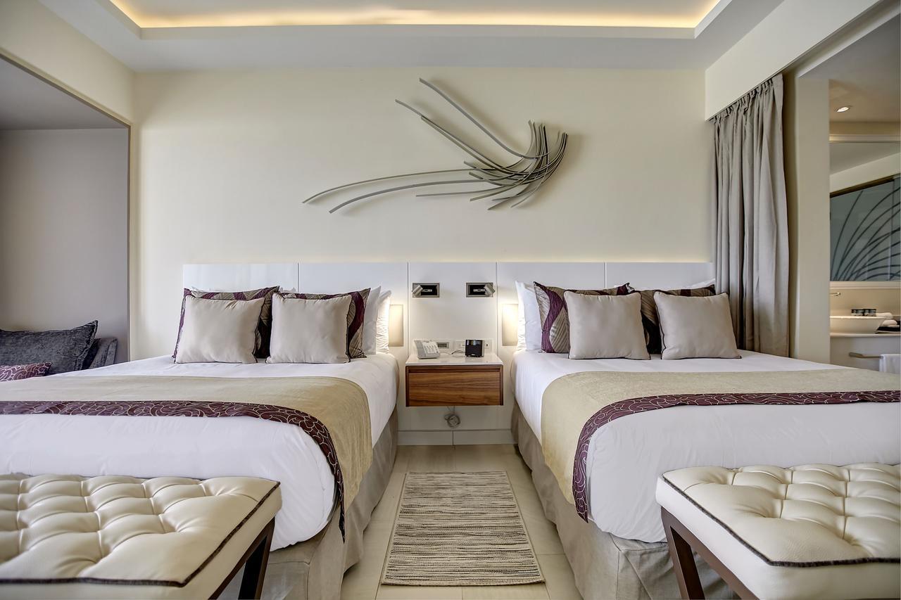Luxury Presidential One Bedroom Ocean View Diamond Club