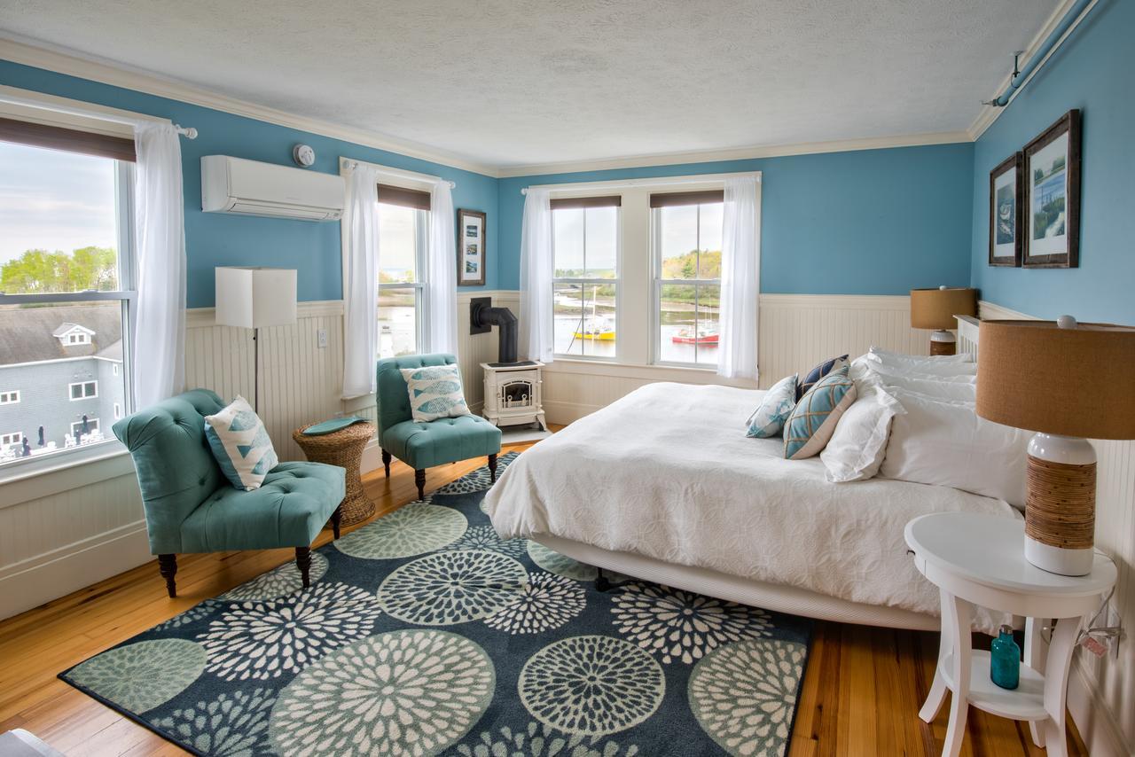 Carriage House King Waterview