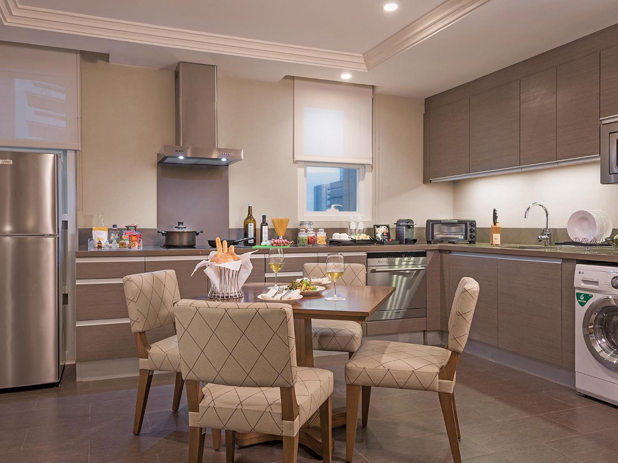Primea King Suite