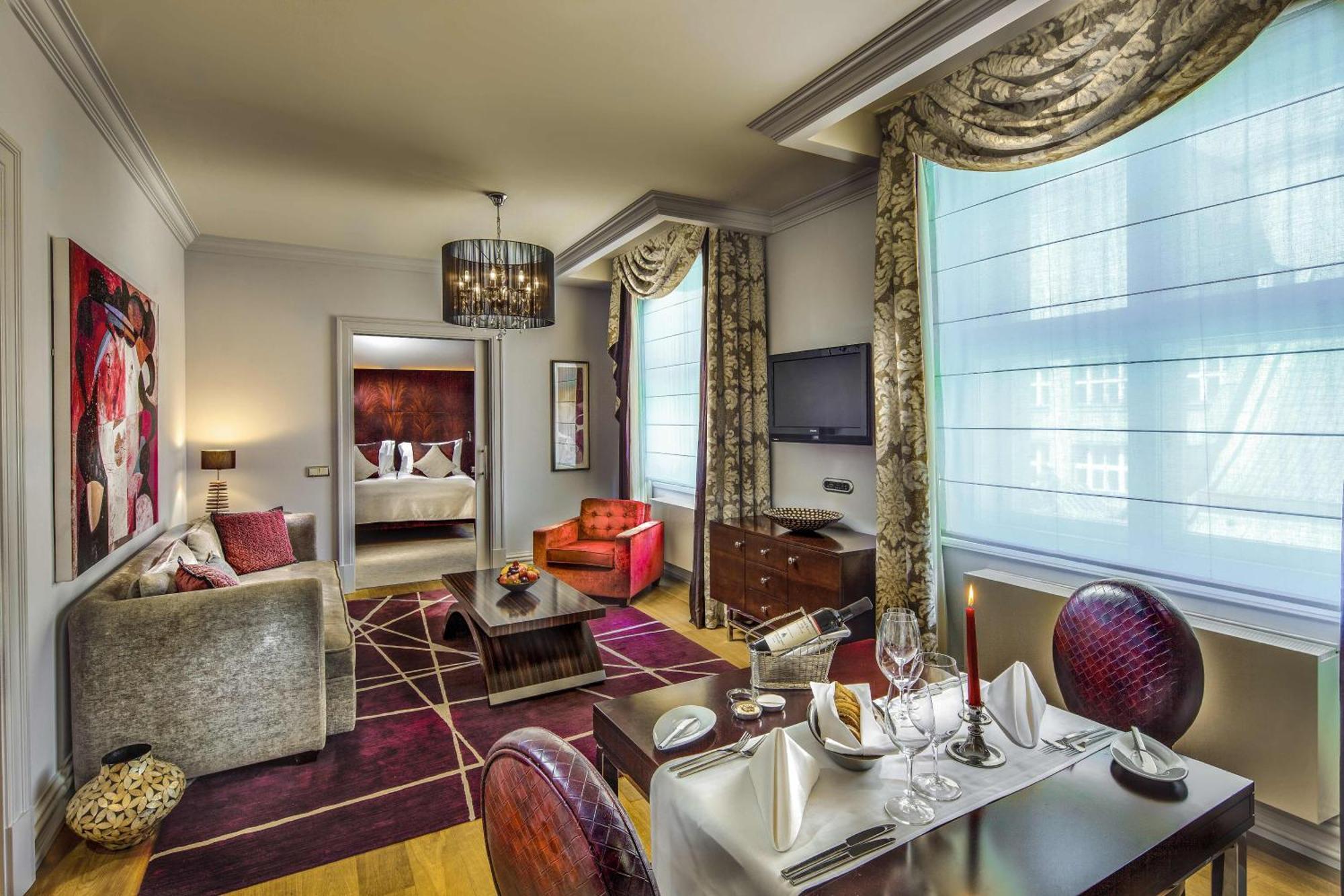 Family Suite,1209775687:JPEG