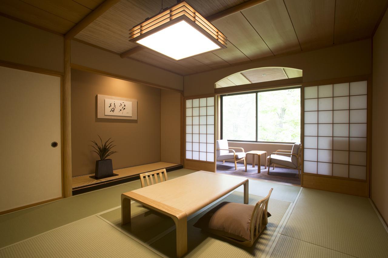 Japanese-Style Room