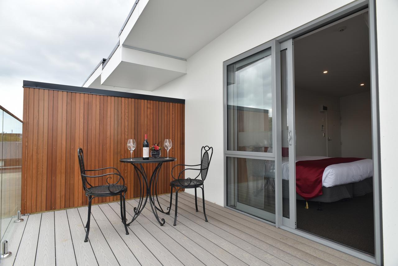 Superior Studio with Balcony,663603888:JPEG