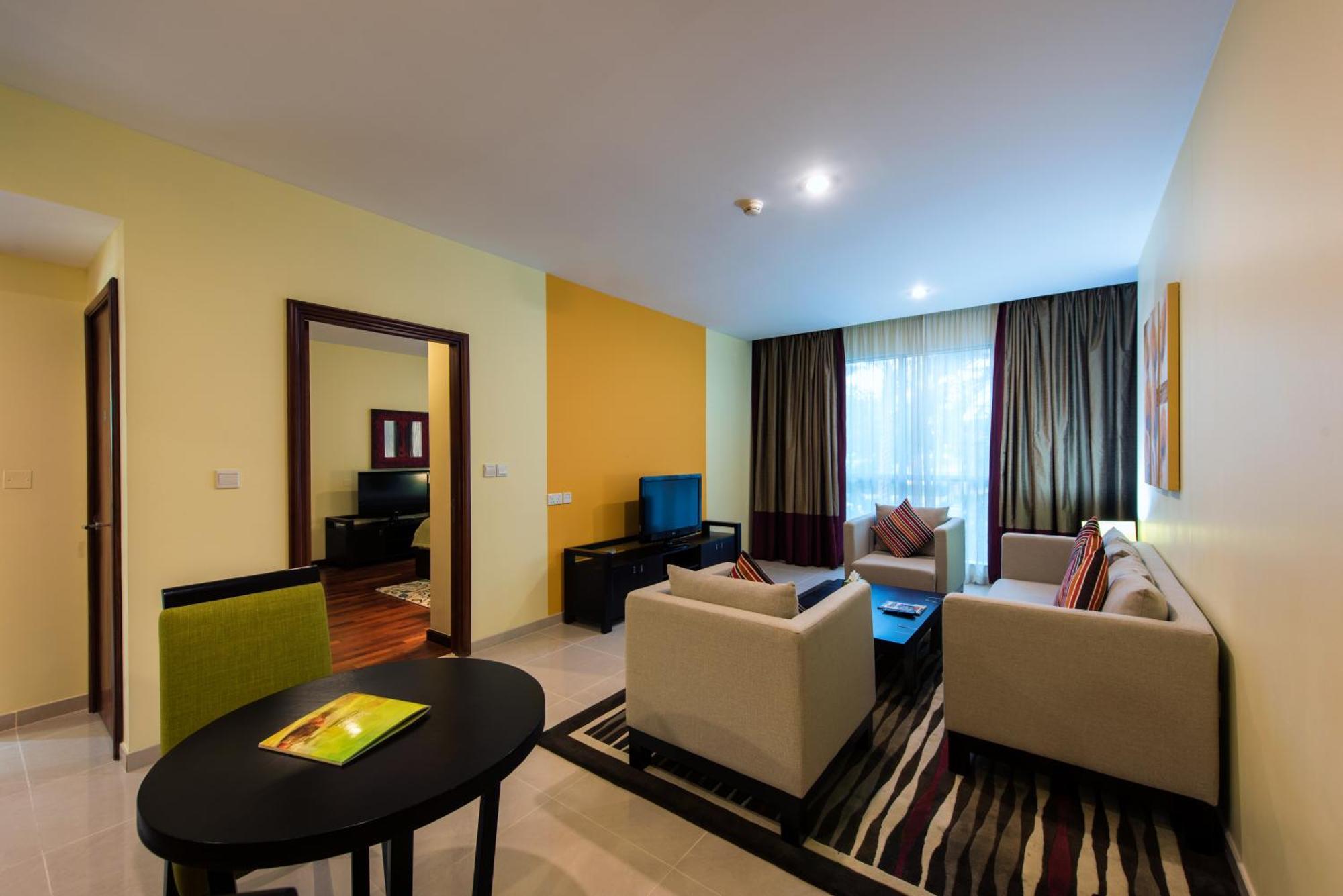 1 Bedroom Accessible Room