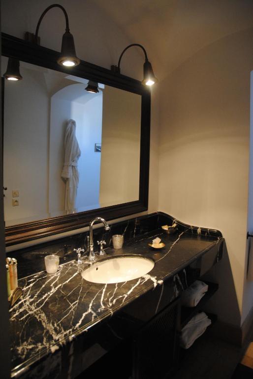 Classic Double Room,1606556607:JPEG