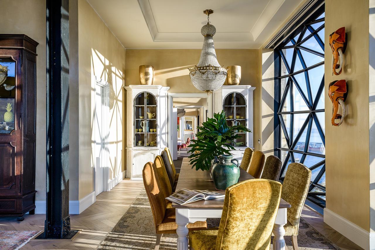 Penthouse,614099780:JPEG