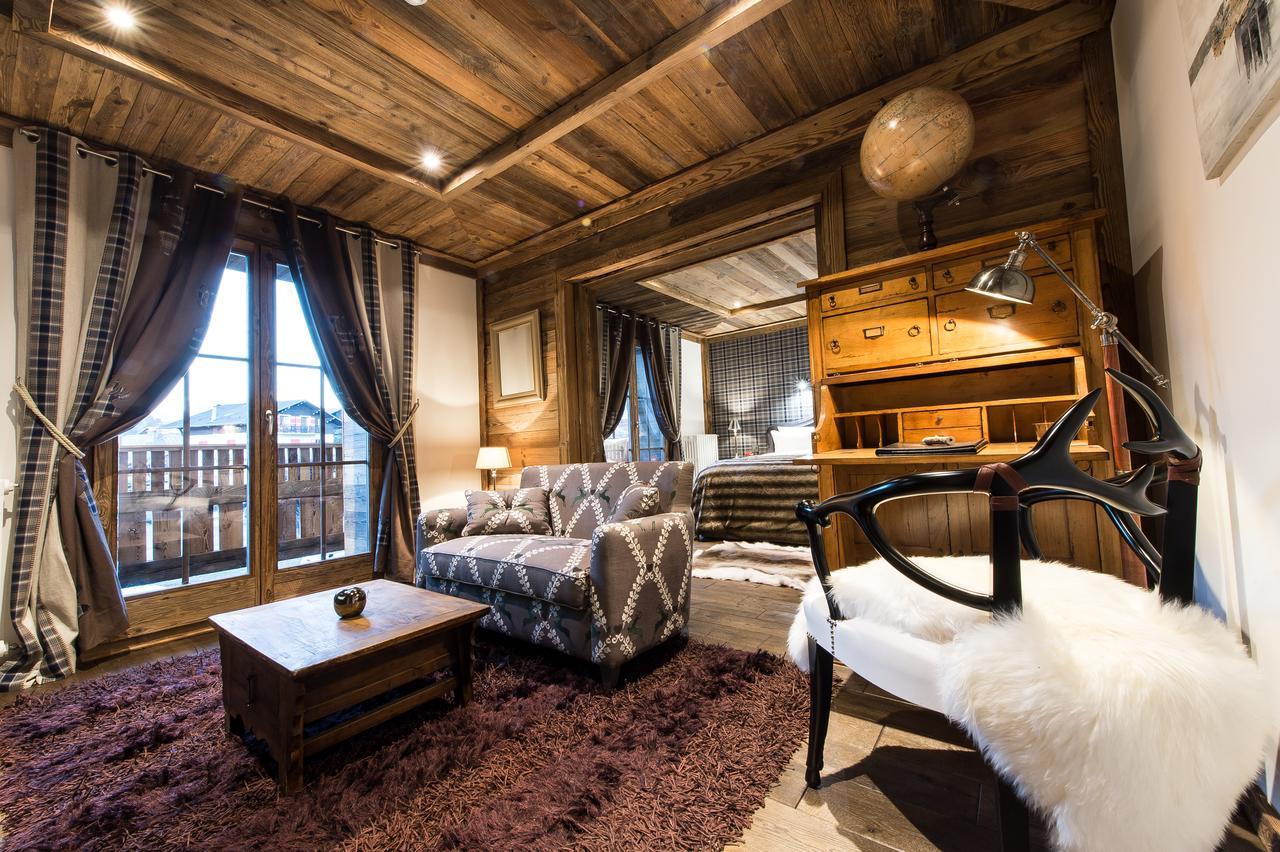 Suite with Mountain View