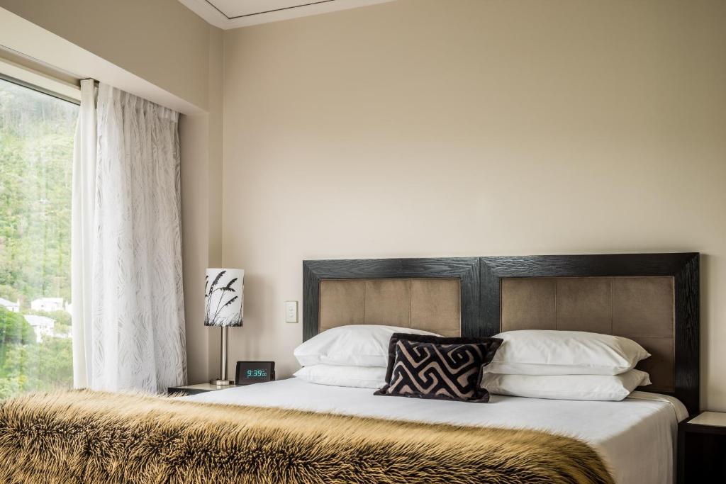 Two-Bedroom Suite with Two Bathrooms