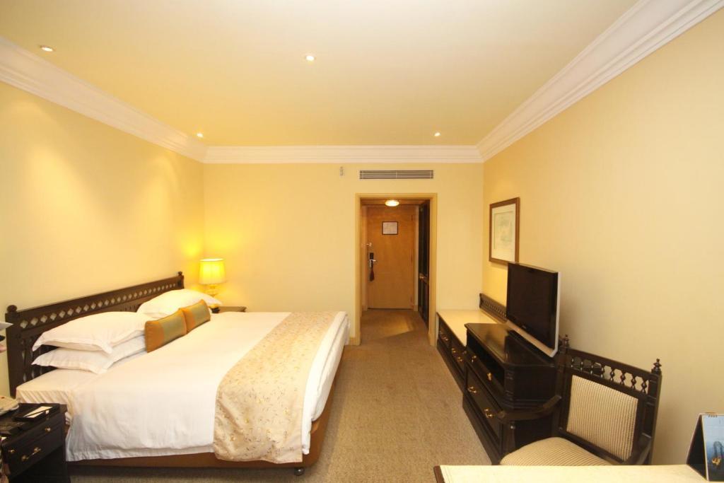 Luxury Suite