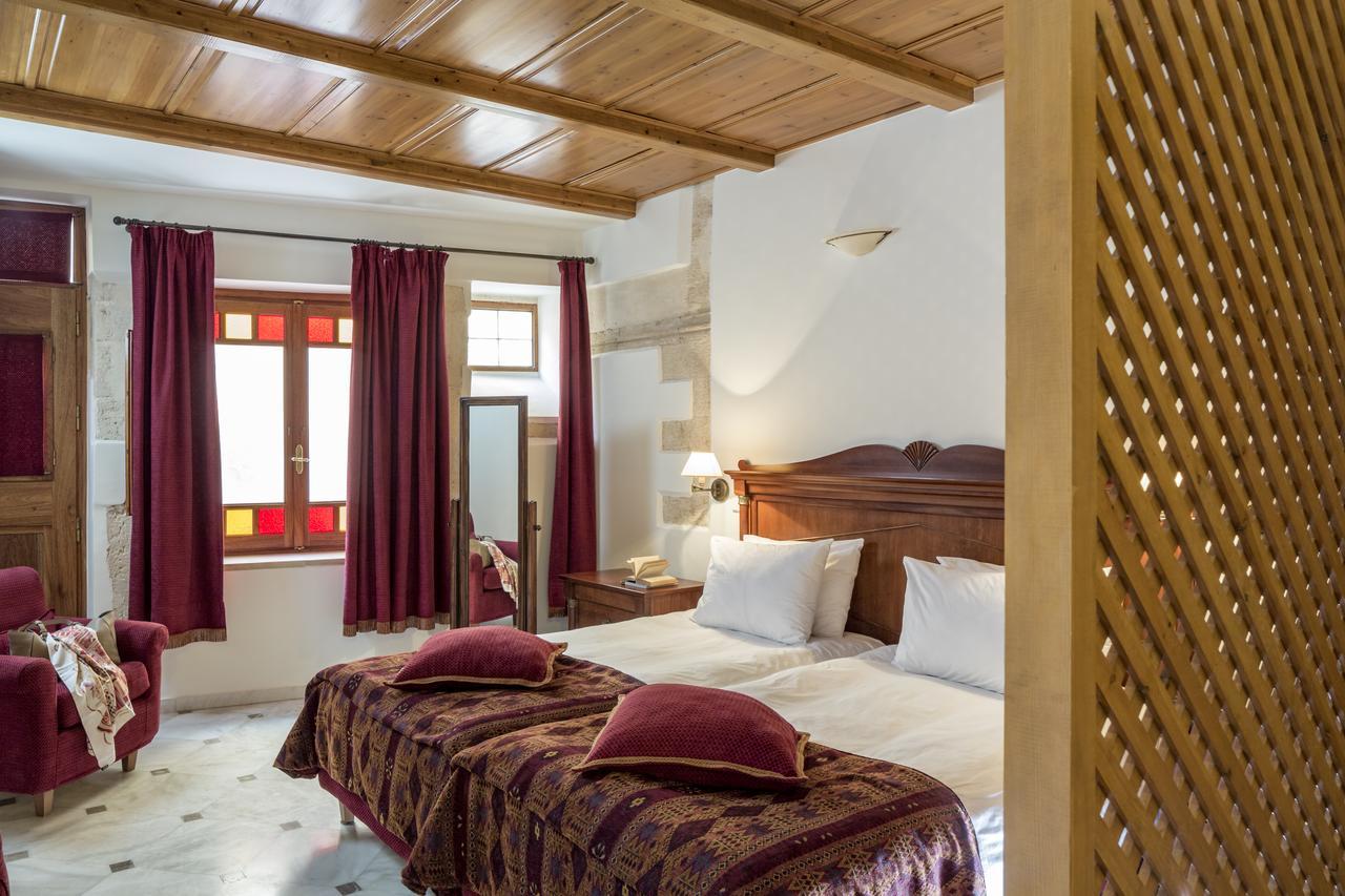 Deluxe Family Suite