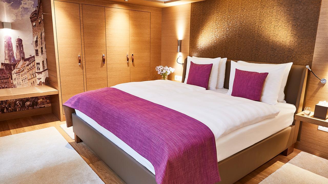 Superior Suite,642323685:JPEG