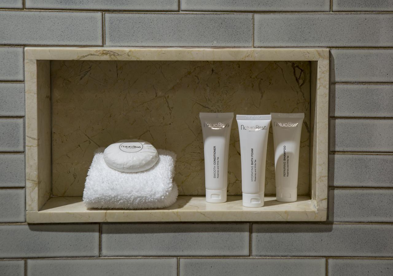 Resort View Two Queen,645403038:JPEG