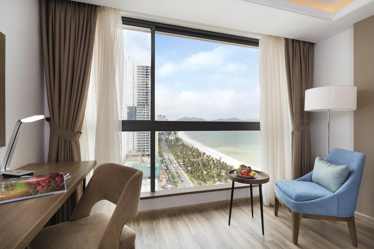 Senior Deluxe Twin Room with Sea View