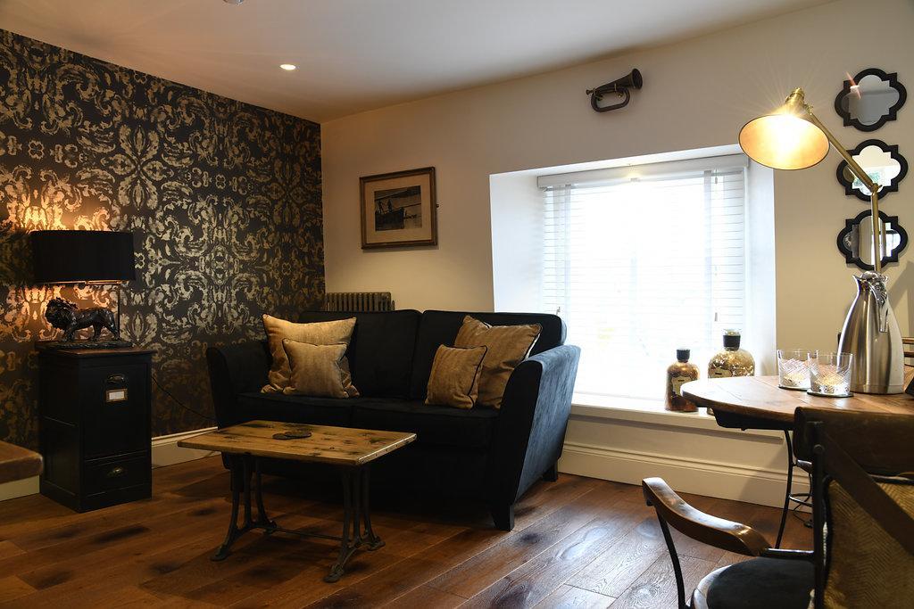 King Suite with Seating Area