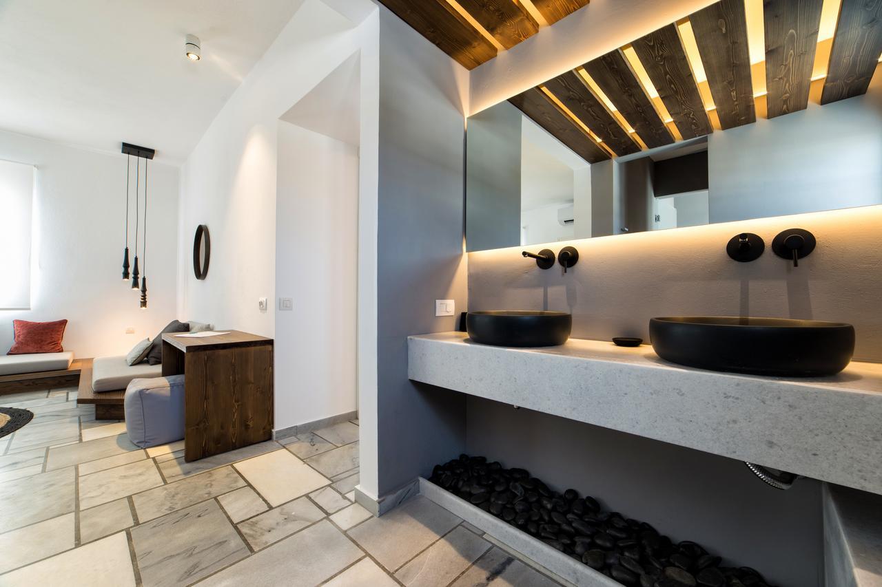 Executive Suite with Outdoor Hot Tub Sea View