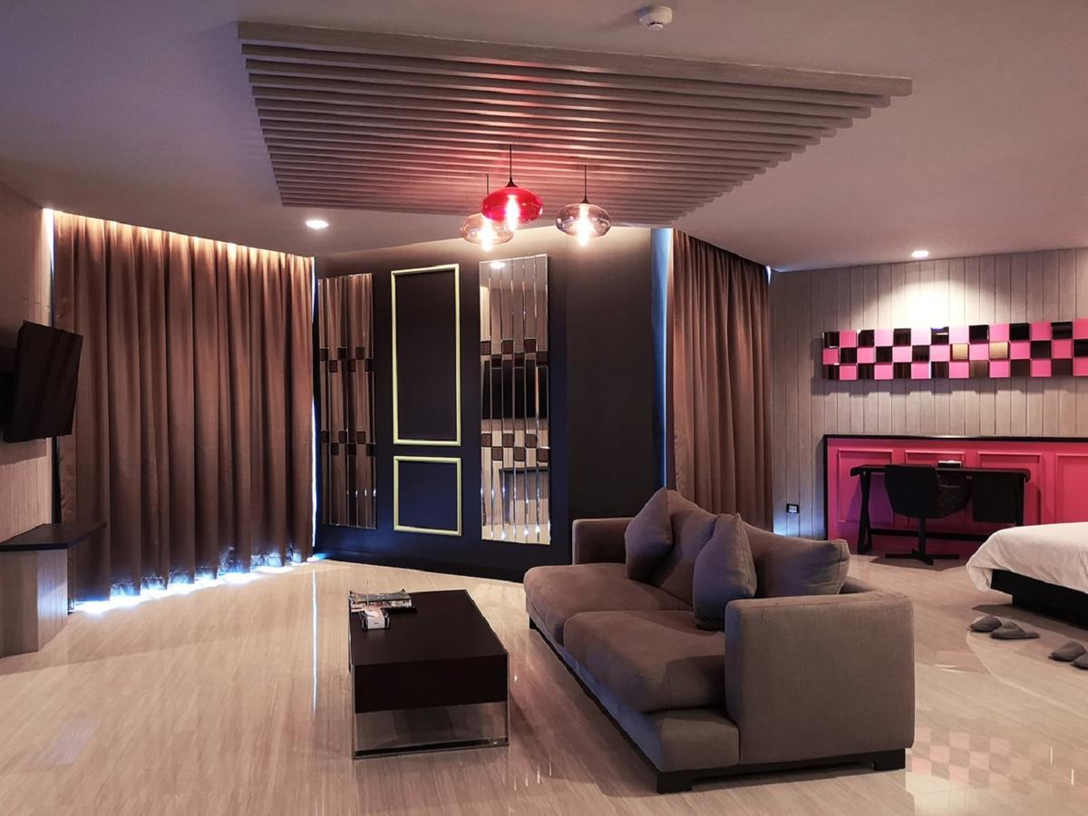 Sensation Suite Seafront