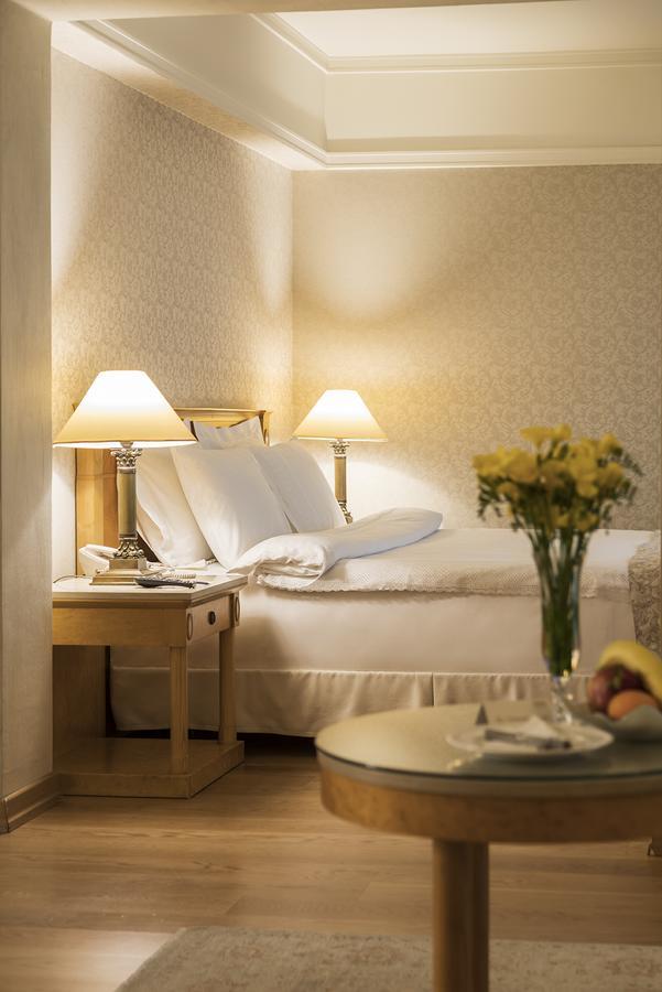 Junior Suite met 1 Queensize Bed en Slaapbank