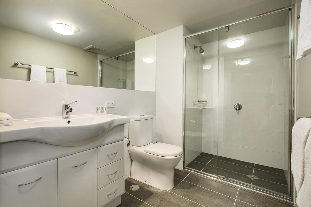 One-Bedroom Apartment,1219968586:JPEG